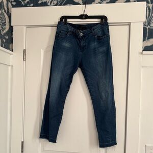 Kut from the Kloth Dark Blue Ankle Jeans Stretchy with Raw Hem
